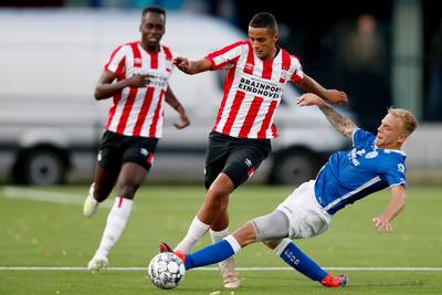 Jong PSV pakt met tien man puntje tegen FC Den Bosch
