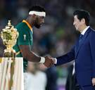Het verhaal achter de prachtige zegespeech van Siya Kolisi, de eerste zwarte kapitein ooit die het WK rugby won