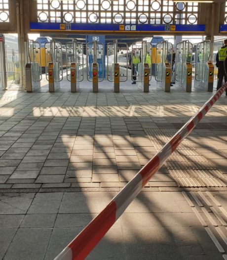 Verdacht pakketje op station Enschede blijkt loos alarm