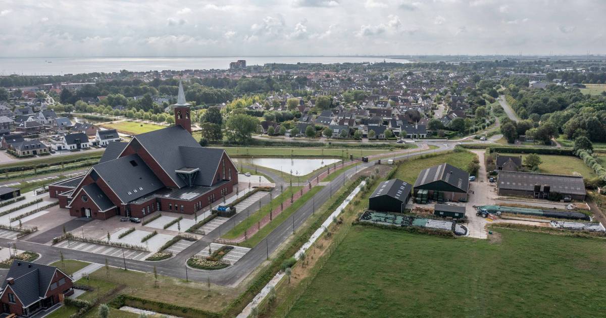 Megakerk Yerseke, grootste kerk van Zeeland, roept gemengde gevoelens