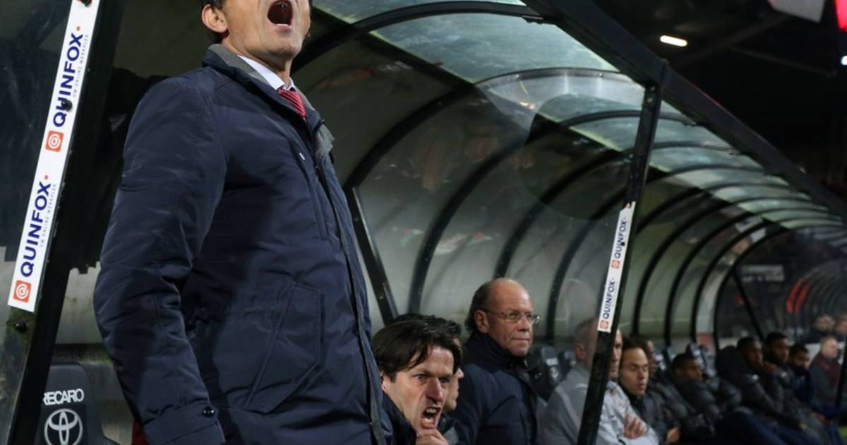 Cocu ziet kloof steeds kleiner worden �Wie weet waar dit