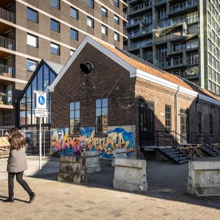 Oostenburg deck cancelled due to potential risks to swimmers – and not everyone in the neighborhood is happy