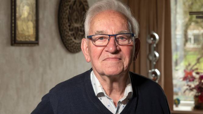 Al dertig jaar vangt Peter (85) vluchtelingen op, maar daar stopt hij nu mee: ‘Een gat in mijn dagelijks leven’