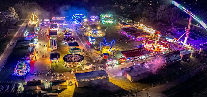Zondagavond en maandagavond waren er opstootjes bij de  kermis in Zwolle. Maandagavond werd daarbij iemand zwaar mishandeld.