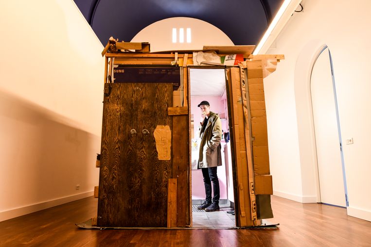 De badkamer van kunstenaar Stijn ter Braak. Op Prospects laat hij een nieuwe installatie zien. Beeld Jan Mulders