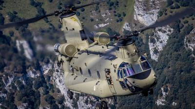 Drie Chinooks en 120 militairen gaan van vliegbasis Gilze-Rijen naar Irak voor NAVO-missie