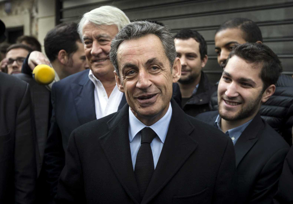 De voormalige Franse president Sarkozy kreeg 64,5 procent van de stemmen. Beeld epa