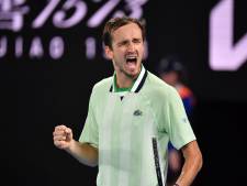 Scénario renversant: Medvedev remporte son combat face à Auger-Aliassime et rejoint le dernier carré à Melbourne