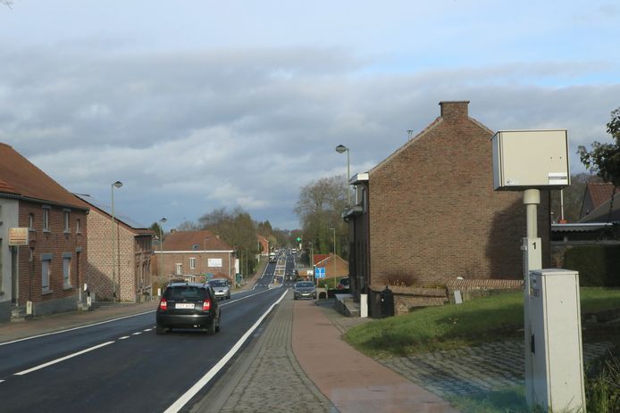 Naast de vaste flitscamera's die iedereen intussen weet staan komt er nu trajectcontrole.