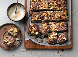 Gezonde brownies met pompoen, tahin en noten