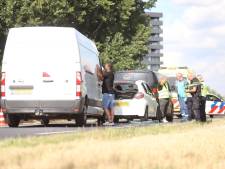 Inzittende van auto raakt gewond bij kop-staartbotsing Veenendaal
