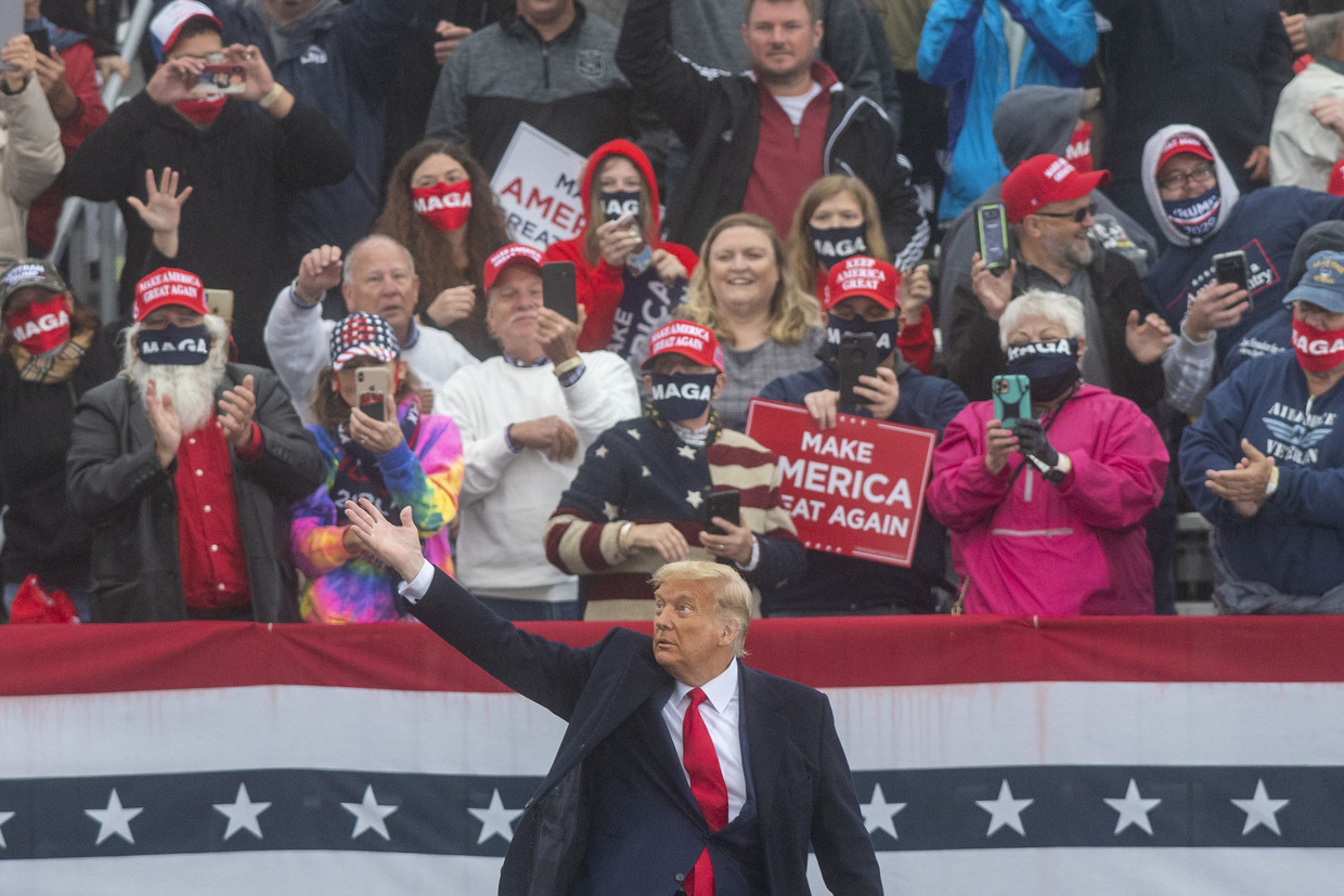Trump gisteren bij een rally in strijdstaat Pennsylvania.  Beeld AFP