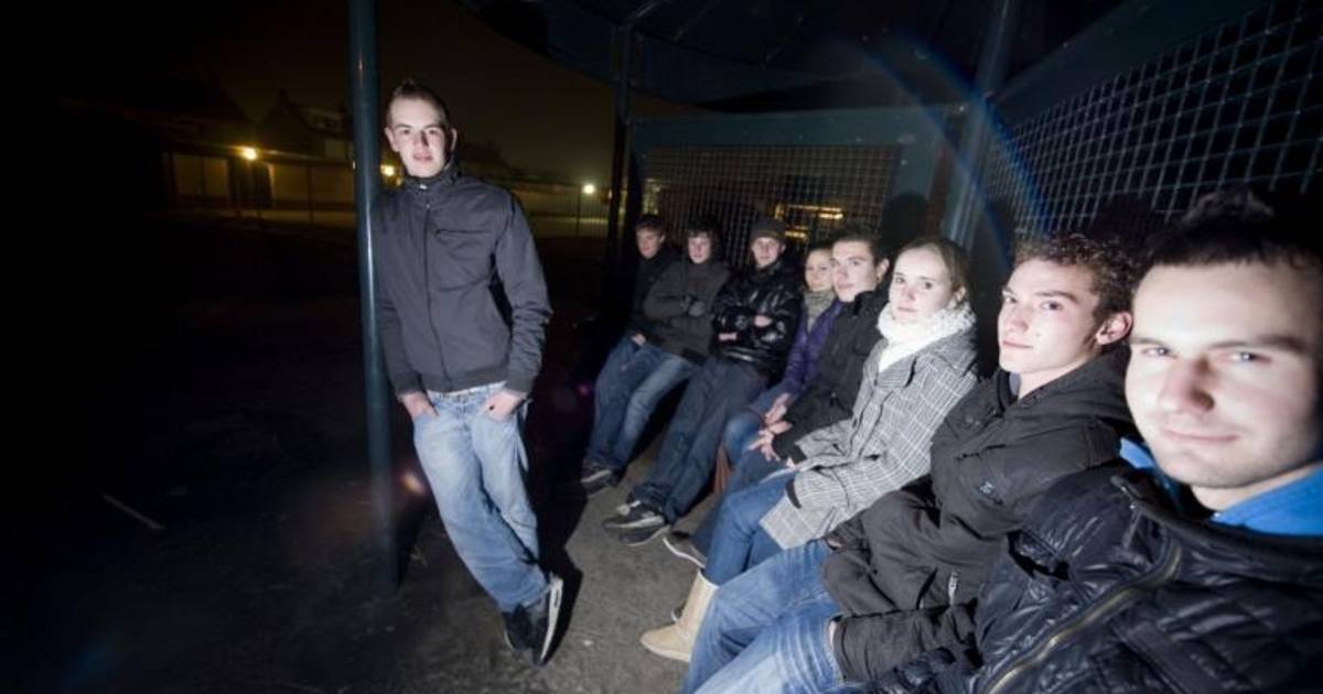 'Op die hangplek is het niet te harden' | Moerdijk
