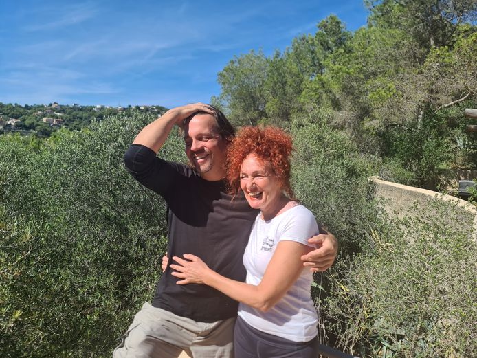Jordi en Jacqueline Ramón vertrokken op de bonnefooi naar Spanje, op zoek naar een andere toekomst.