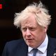De machtslust van Boris Johnson: ‘Hij zou zich het heelal in laten schieten om nieuwe planeten te vinden waar de bewoners ook van hem zouden houden’