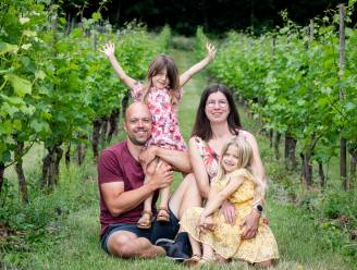 Lieve (34) en Kris (40) verbouwen wijn in het Hageland: “We houden er geen cent aan over, maar deze wijngaard is ons leven”