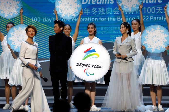 Artiesten treden op tijdens een event op 100 dagen van de start van de Spelen in Beijing.