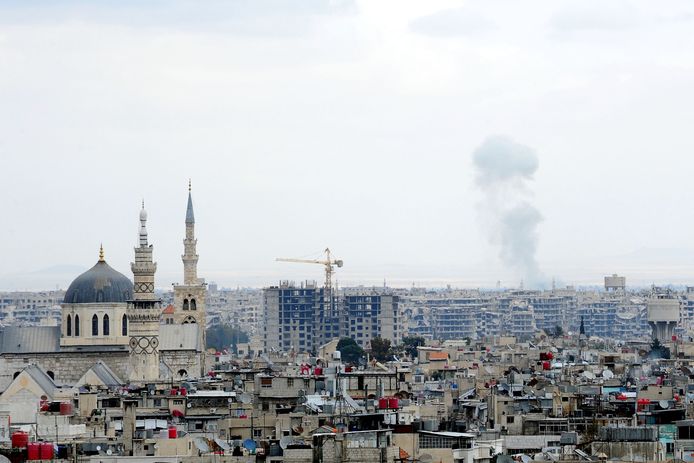 Gisteren werd Oost-Ghouta nog gebombardeerd door het Syrische regeringsleger.