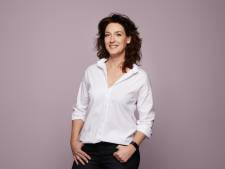 Presentator Ghislaine Plag overleed bijna na bevalling: ‘Ik vier elk jaar dat ik er nog ben’