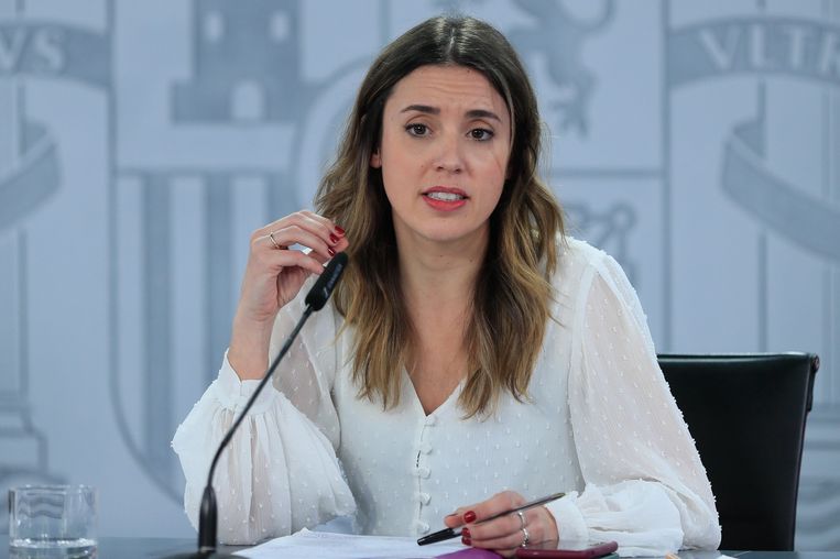 De Spaanse minister van gelijkheid Irene Montero. Beeld ANP / EPA