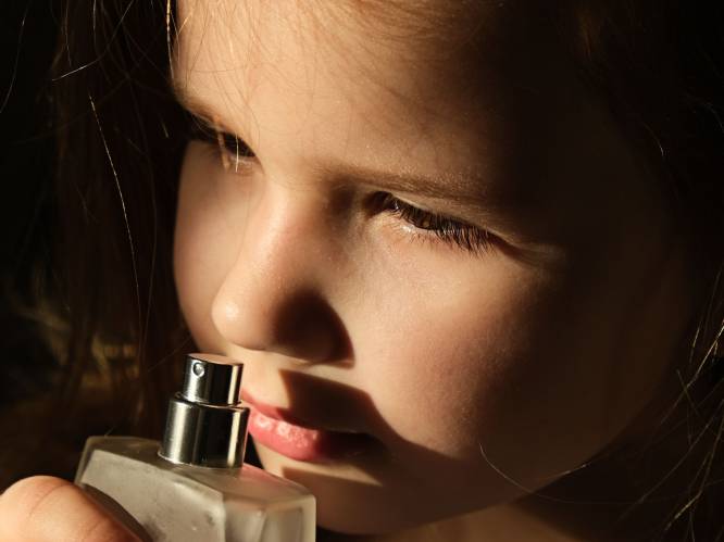 Meer dan 200 euro voor ‘water met een geurtje’: hoe gezond is het babyparfum van Dior?