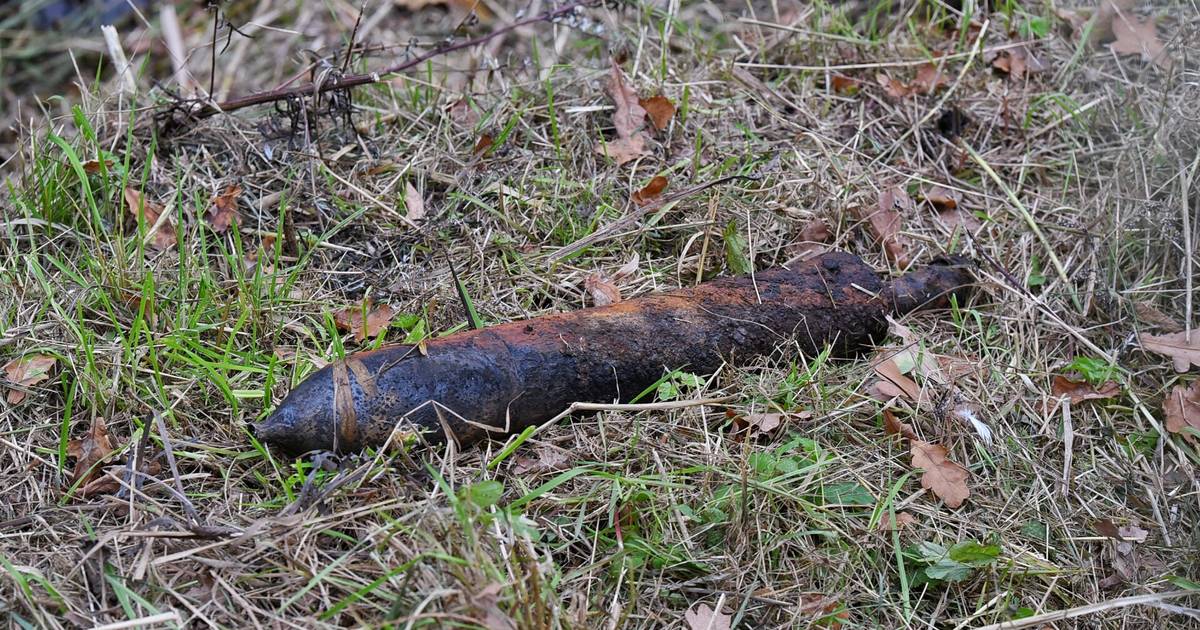 Emmer vol kogels en explosief opgevist in Heukelom