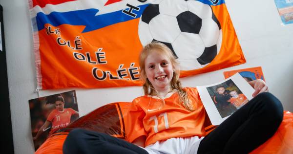Deze West Brabantse Superfans Zijn In De Ban Van De Leeuwinnen Roosendaal Bndestem Nl