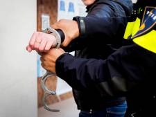 Politie vindt drugs in woning na melding steekpartij 's-Gravendeel
