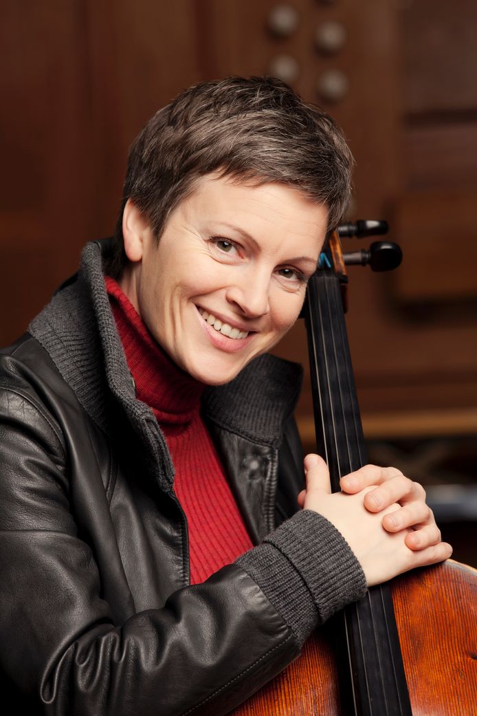 Quirine Viersen Speelt De Cellosuites Van Bach Overig Destentor Nl