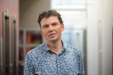 Michaël Lansbergen coördineert de stoelendans van dokters binnen het ziekenhuis.