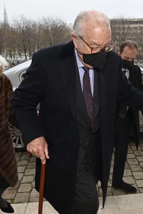 Manifestation des policiers au Te Deum: le roi Albert et la reine Paola sont arrivés sous les huées