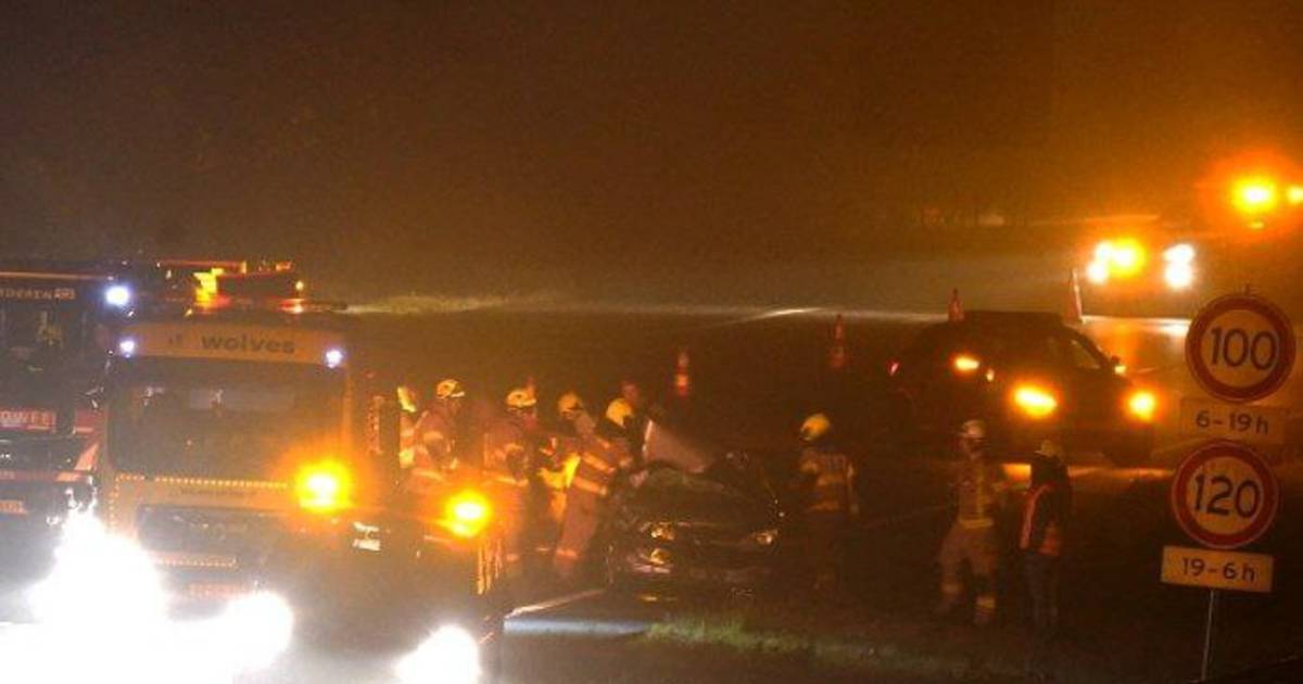 Twee ongelukken achter elkaar op A1: flinke file tussen Apeldoorn en Amersfoort.