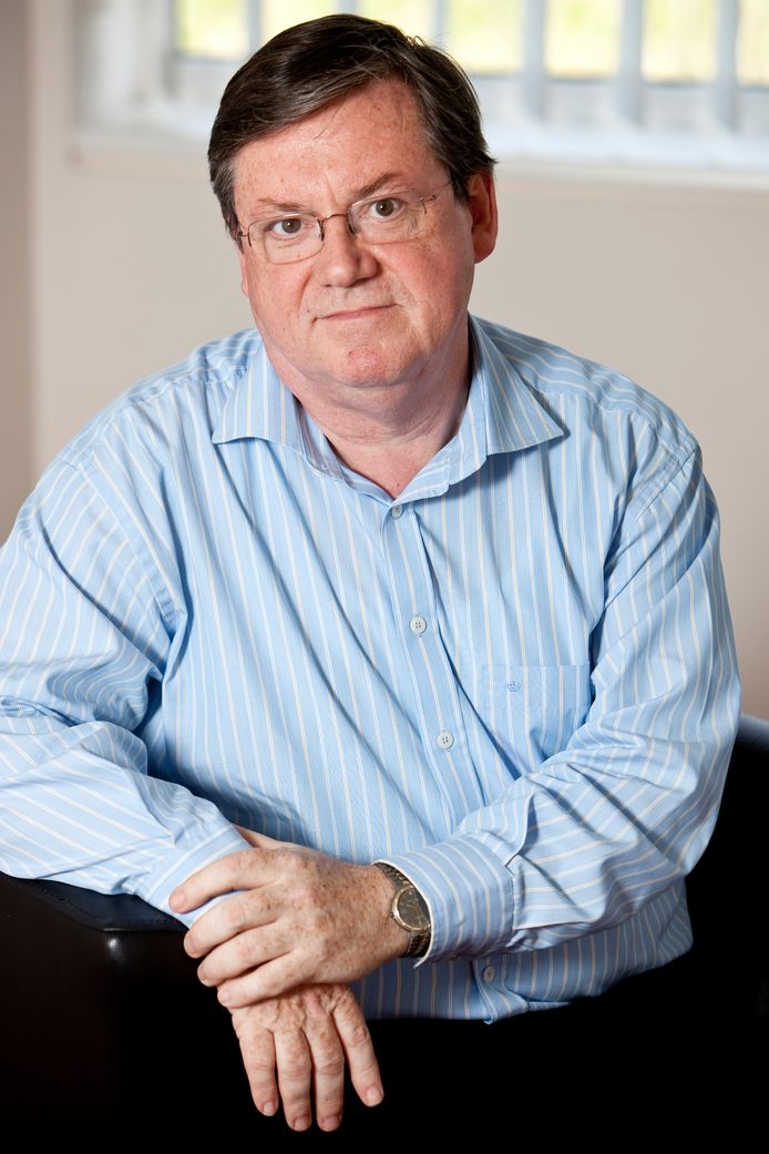 Professor Kenny De Meirleir (ex-VUB).