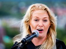 Sanne Hans Ik Had Het Gevoel Dat Ik Me Groot Moest Houden Show Ad Nl Pris kr 100 (spar kr 14). sanne hans ik had het gevoel dat ik