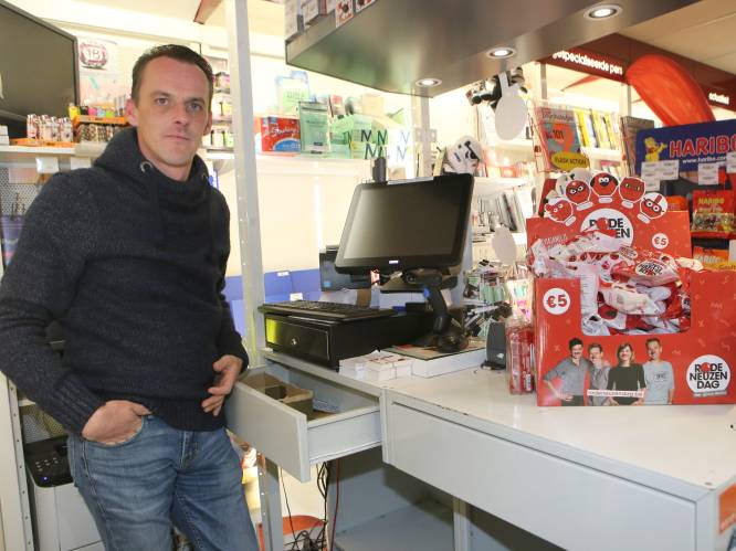 Inbrekers plunderen krantenkiosk station: zeker 15.000 euro aan sigaretten en krasloten
