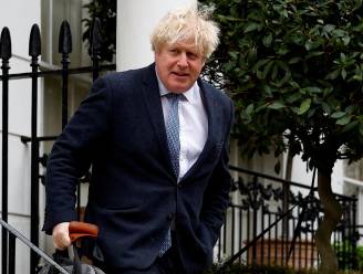 Coronaregels nekken Boris Johnson alsnog: oud-premier stapt per direct op als parlementslid