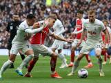 Arsenal pakt belangrijke winst uit bij Tottenham in doelpuntrijk duel