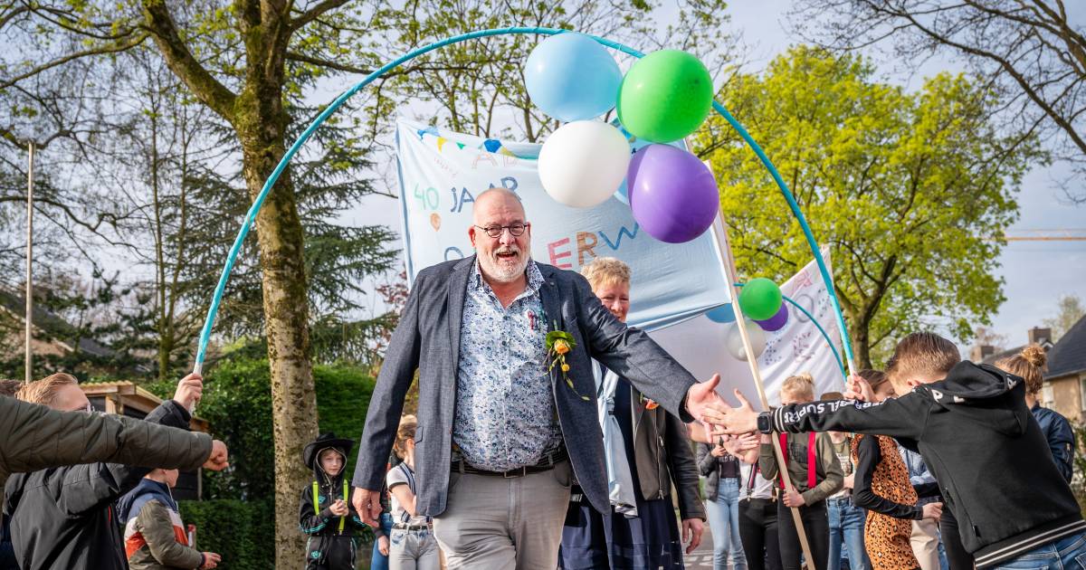 In ruim 40 jaar voor de klas in ‘zijn’ Odiliapeel had meester Ad ook eigen kinderen en kleinkind in 