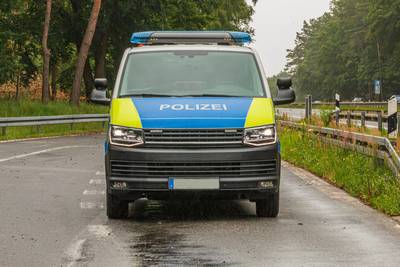 Moeder laat 9-jarige zoon per ongeluk achter op Duitse snelwegparking