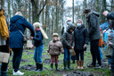 Alle kinderen die in 2013 en 2014 geboren zijn en hun ouders en broertjes of zusjes mochten mee komen planten. Er werden 1.100 bomen aangeplant.