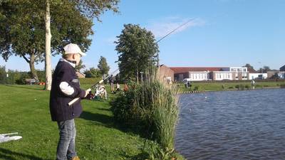 Arne Koppert wint met vijf vissen hengelsportwedstrijd voor de jeugd