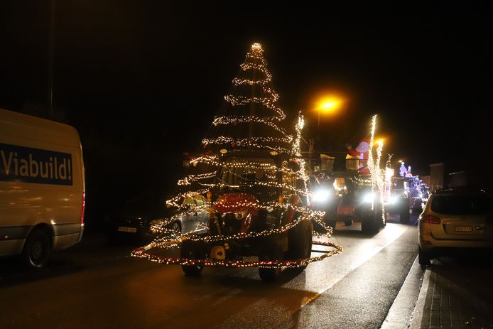 Verlichte tractoren Pajottenland