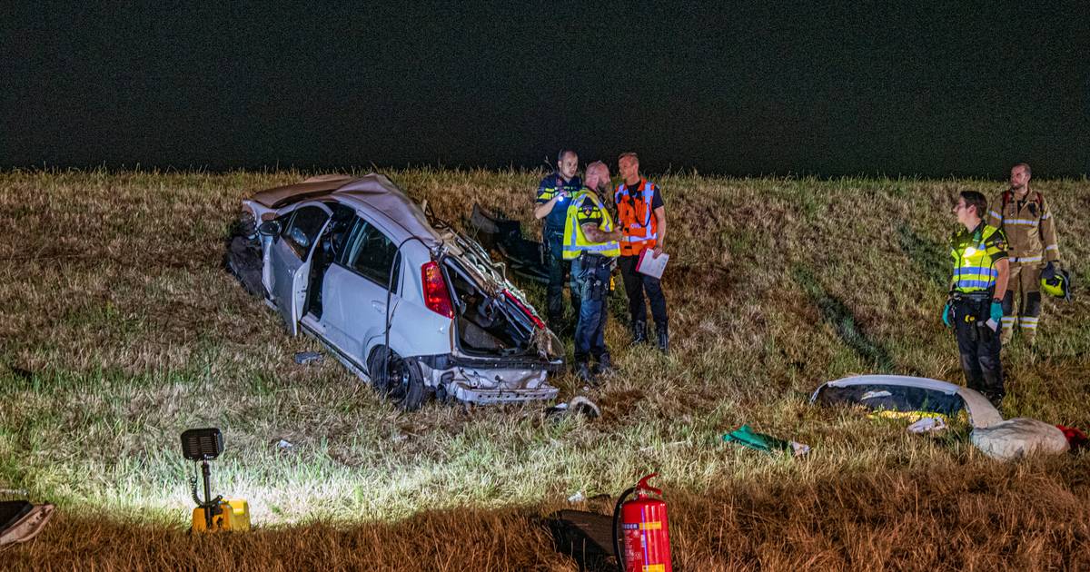 Man omgekomen bij ongeluk op A29, lachgastank bij auto aangetroffen.