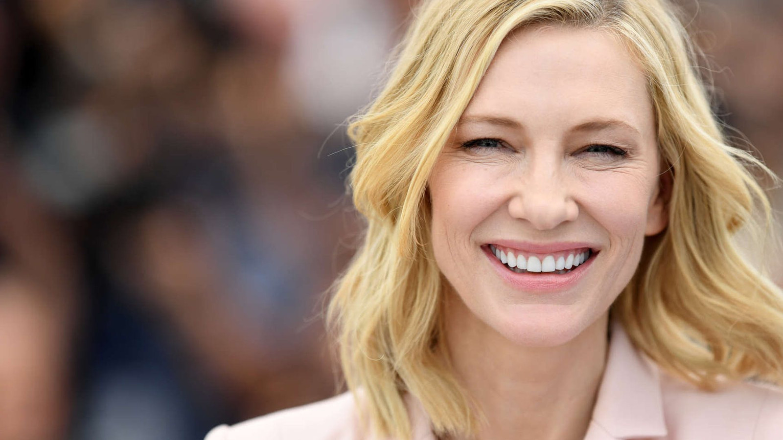 Cate Blanchett leeft in luxe, maar haar broer is straatarm Foto hln.be