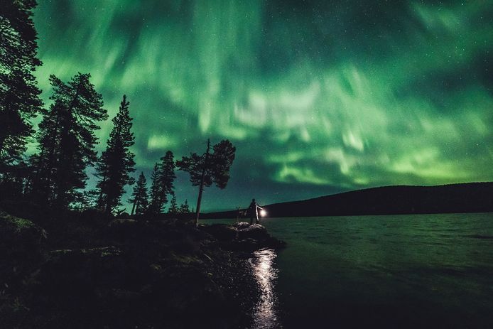 Het Noorderlicht boven Lapland in het noorden van Finland, het gelukkigste land ter wereld.