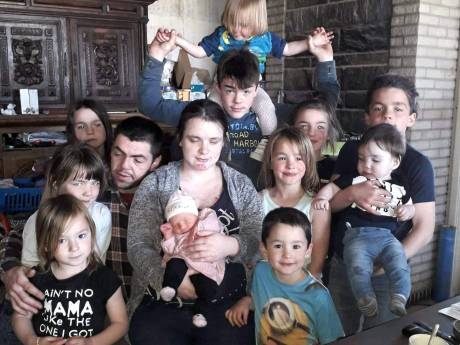Gwenny (32) is zwanger van de twaalfde: broertje voor Alex, Axel, Xela, Lexa, Xael, Xeal, Exla, Leax, Xale, Elax en Alxe