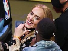 Après des mois passés dans l’ombre, Adele réapparait en public