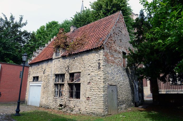 Gemeente Kampenhout hoopt snel geld te krijgen voor de restauratie van de pastorie