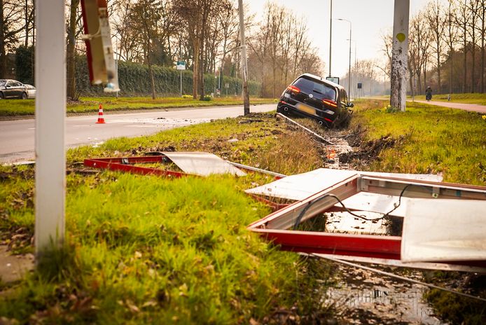 Botsing op de Eisenhowerlaan in Eindhoven.