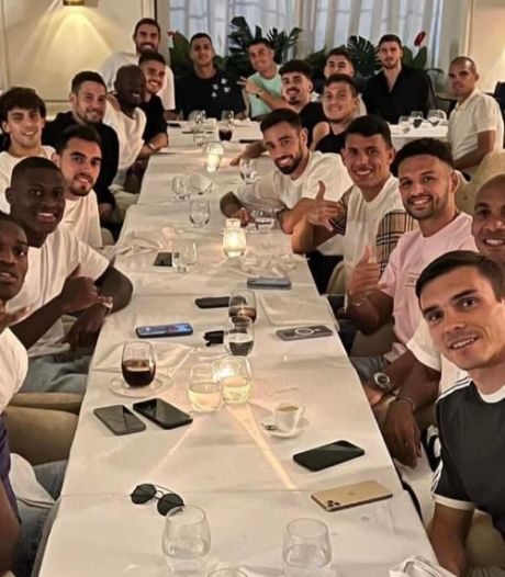 Cristiano Ronaldo neemt ploeggenoten Portugal mee naar luxe restaurant en betaalt de rekening